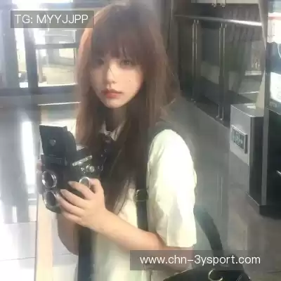劳真杨